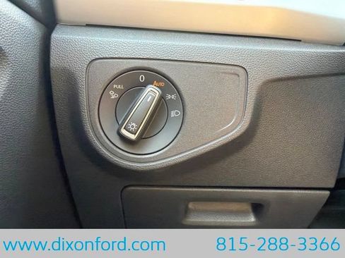 Used 2023 Volkswagen Atlas SE AWD/4WD image 18