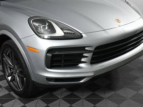 Used 2021 Porsche Cayenne AWD/4WD image 34