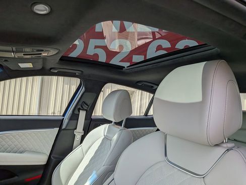 Used 2025 Genesis G70 3.3T Advanced w/ Sport Prestige Package image 13