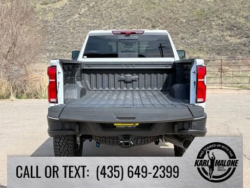 New 2026 Chevrolet Silverado 2500 ZR2 image 5