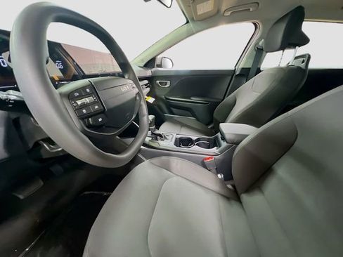 New 2026 Kia K4 LXS image 20
