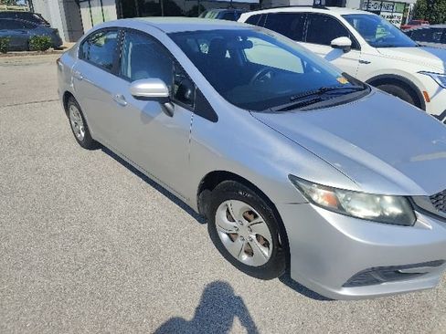 Used 2014 Honda Civic LX image 11