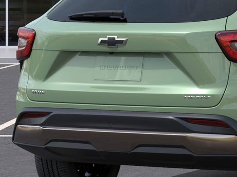 New 2026 Chevrolet Trax ACTIV w/ Driver Confidence Package FWD image 14