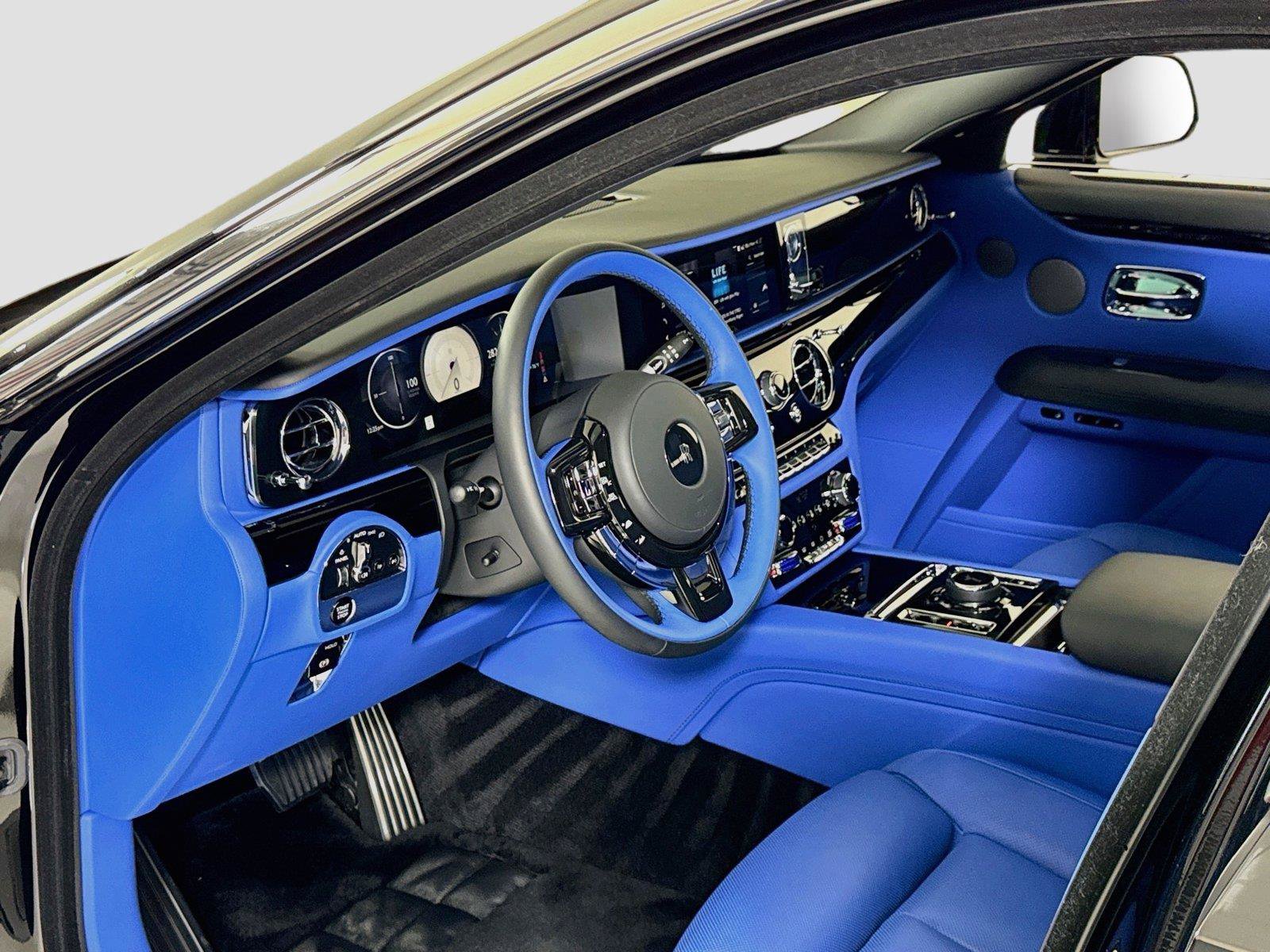 Used 2025 Rolls-Royce Ghost AWD/4WD image 15