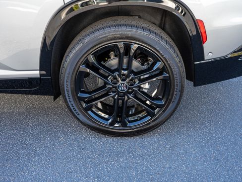 New 2026 Buick Enclave Sport Touring image 9