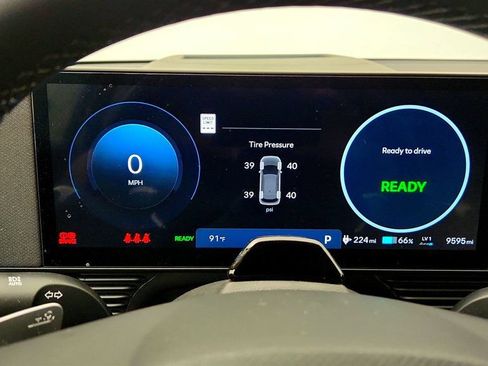 Used 2025 Hyundai Ioniq 5 Limited RWD image 15