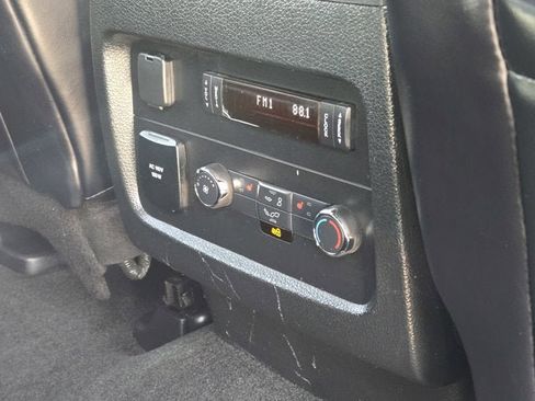 Used 2017 Lincoln Navigator L Select image 11