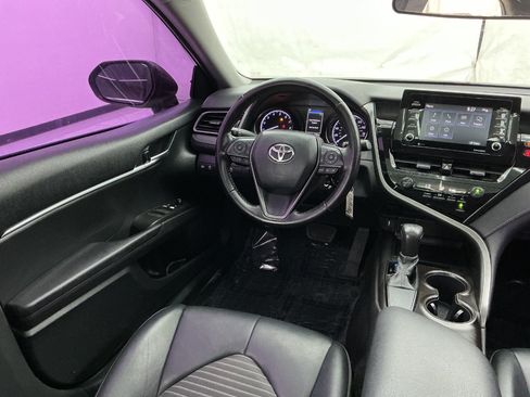 Used 2021 Toyota Camry SE FWD image 29