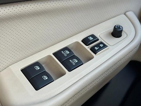 Used 2015 Subaru Legacy 2.5i Limited image 24