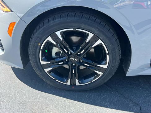 Used 2023 Kia K5 GT-Line w/ GT-Line Premium Package AWD/4WD image 13