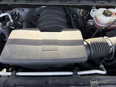 Used 2020 Chevrolet Silverado 1500 Custom Trail Boss w/ Custom Convenience Package image 32