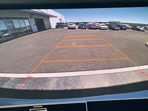 Used 2022 Chevrolet Equinox LT FWD image 22