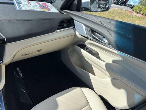 New 2025 Cadillac CT4 Premium Luxury AWD/4WD image 12