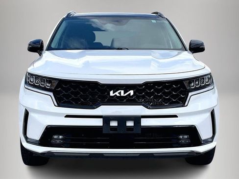 Used 2023 Kia Sorento EX w/ Panoramic Sunroof Package image 3