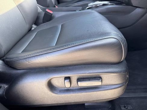 Used 2023 Honda Passport EX-L image 11