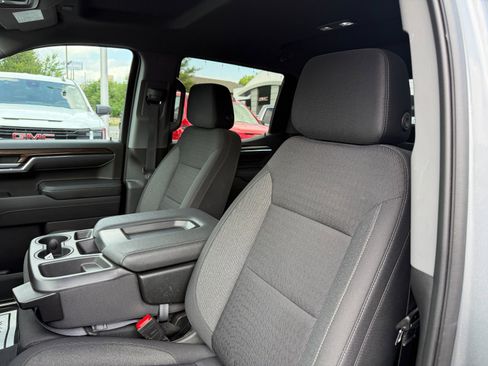 Used 2023 Chevrolet Silverado 1500 LT AWD/4WD image 14