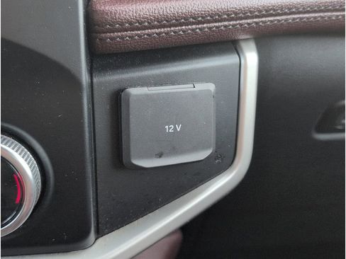 Used 2024 Ford Expedition Limited image 18