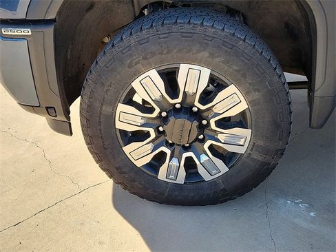 Used 2024 GMC Sierra 2500 Denali w/ Denali Reserve Package image 7