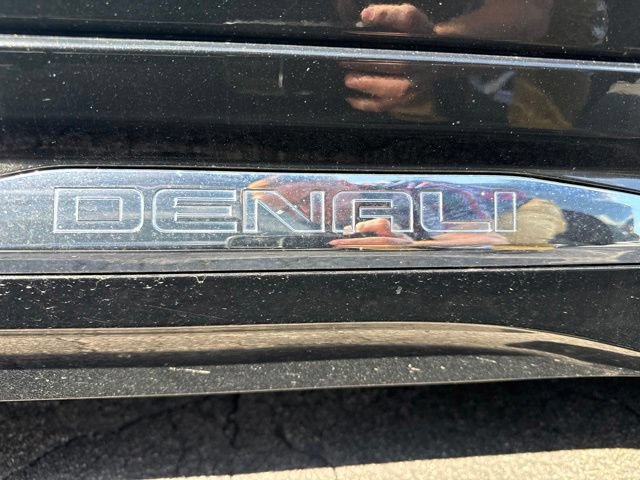 Used 2020 GMC Terrain Denali w/ Denali Premium Package AWD/4WD image 15