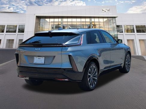 Certified 2024 Cadillac Lyriq Sport AWD/4WD image 5