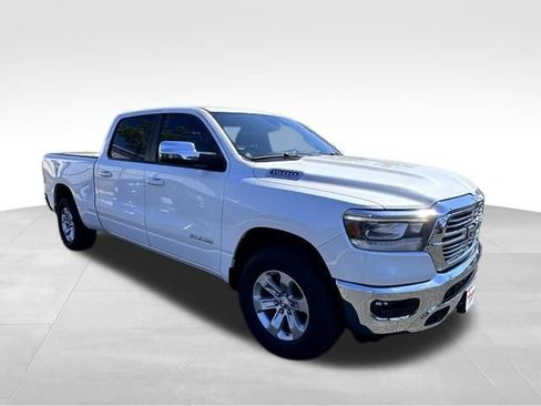 Used 2023 RAM 1500 Laramie AWD/4WD image 10