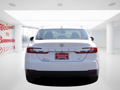 Used 2025 Toyota Camry LE image 6