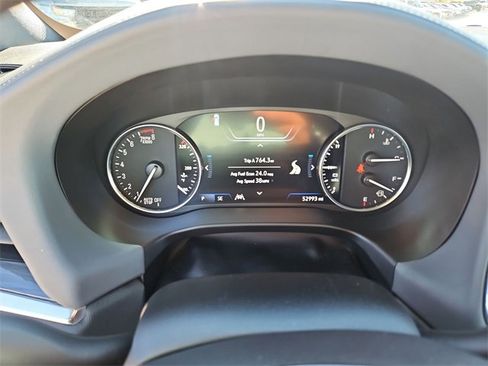 Used 2024 Buick Enclave Premium image 12