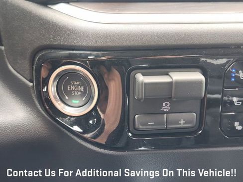 New 2026 GMC Sierra 1500 SLT AWD/4WD image 16