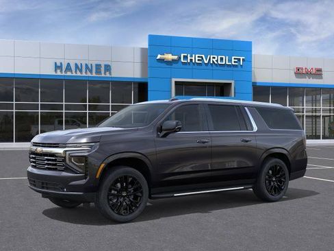 New 2026 Chevrolet Suburban Premier RWD image 22