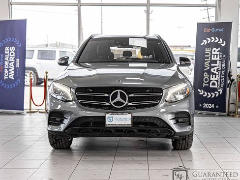 Used 2019 Mercedes-Benz GLC 300 4MATIC w/ Multimedia Package image 2