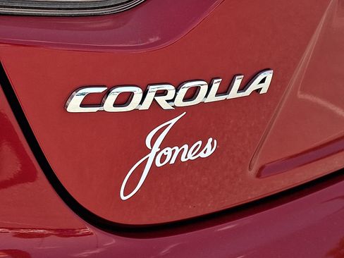 Used 2021 Toyota Corolla LE w/ Carpet Mat Package (TMS) FWD image 30
