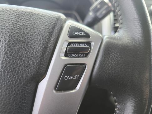 Used 2018 Nissan Titan PRO-4X w/ Pro-4x Convenience Package AWD/4WD image 24