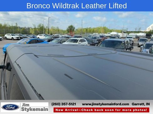 Used 2022 Ford Bronco Wildtrak image 12