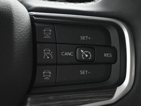 Used 2022 Jeep Wagoneer Series II image 23