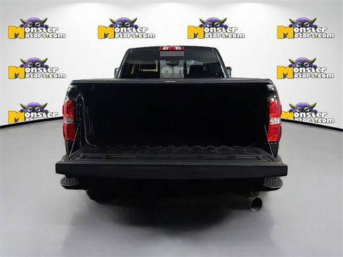 Used 2018 GMC Sierra 2500 Denali image 23