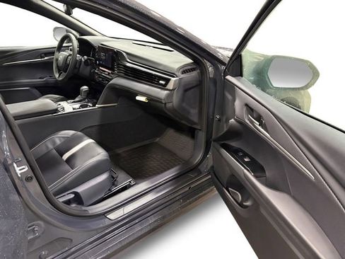 New 2026 Toyota Camry SE w/ Convenience Package FWD image 11