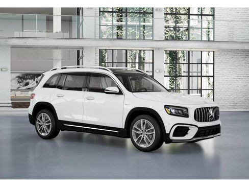 New 2026 Mercedes-Benz GLB 35 AMG 4MATIC image 12