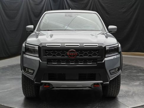 Used 2025 Nissan Frontier PRO-4X w/ Pro Convenience Package image 5