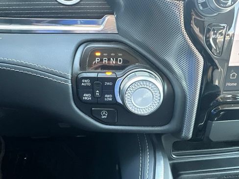 Used 2023 RAM 1500 Limited AWD/4WD image 6