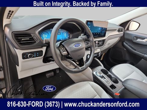 New 2025 Ford Escape Active w/ Active Premium Tech Pack AWD/4WD image 11