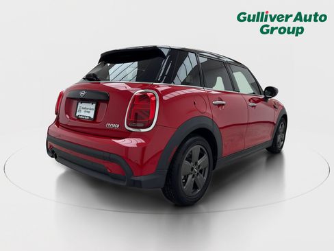 Used 2023 MINI Cooper 4-Door Hardtop FWD image 8