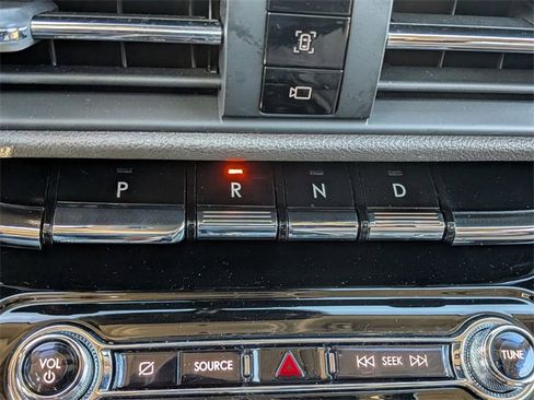 Used 2020 Lincoln Corsair Reserve image 25