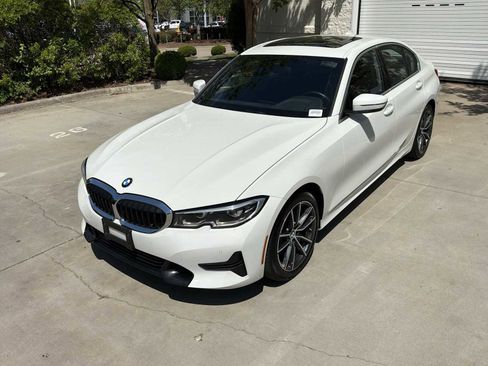 Used 2019 BMW 330i Sedan w/ Convenience Package image 5