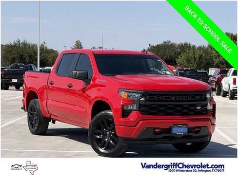 Used 2025 Chevrolet Silverado 1500 Custom RWD image 2