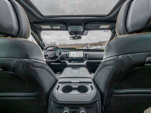 New 2026 Ford Expedition Tremor image 28