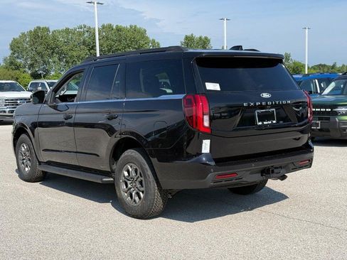 New 2027 Ford Expedition Active AWD/4WD image 3