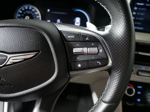 Used 2024 Genesis G70 2.5T AWD/4WD image 28