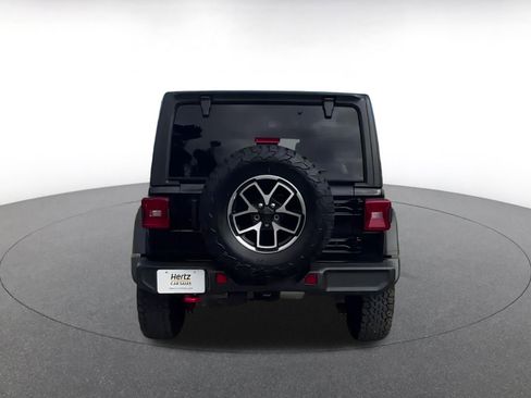 Used 2025 Jeep Wrangler Rubicon image 11