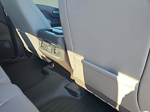 Used 2019 Chevrolet Silverado 1500 LTZ w/ LTZ Plus Package image 19