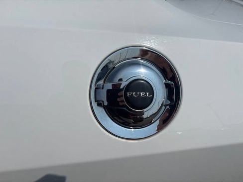 Used 2022 Dodge Challenger GT RWD image 12